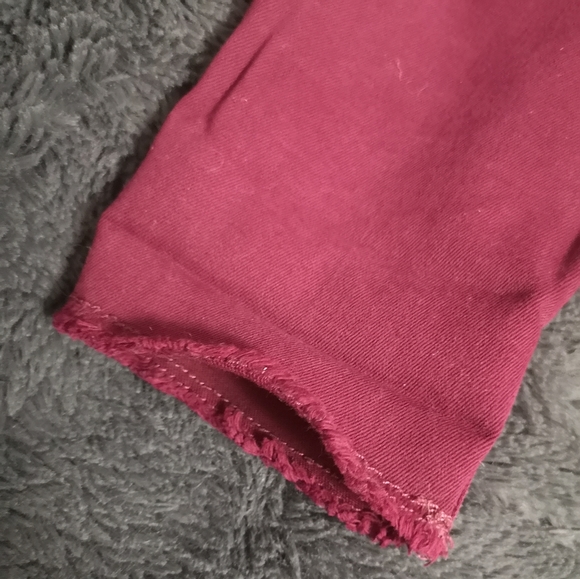 GAP 1969 Distressed Maroon Legging Skimmer Jeans - Picture 4 of 5